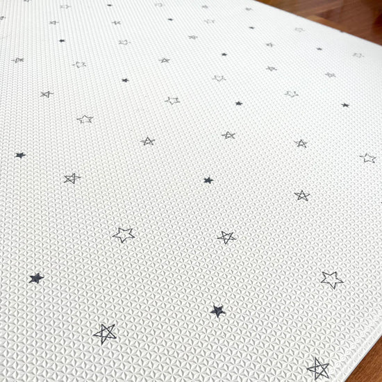 Alfombra de Juego White w/ Gray Stars